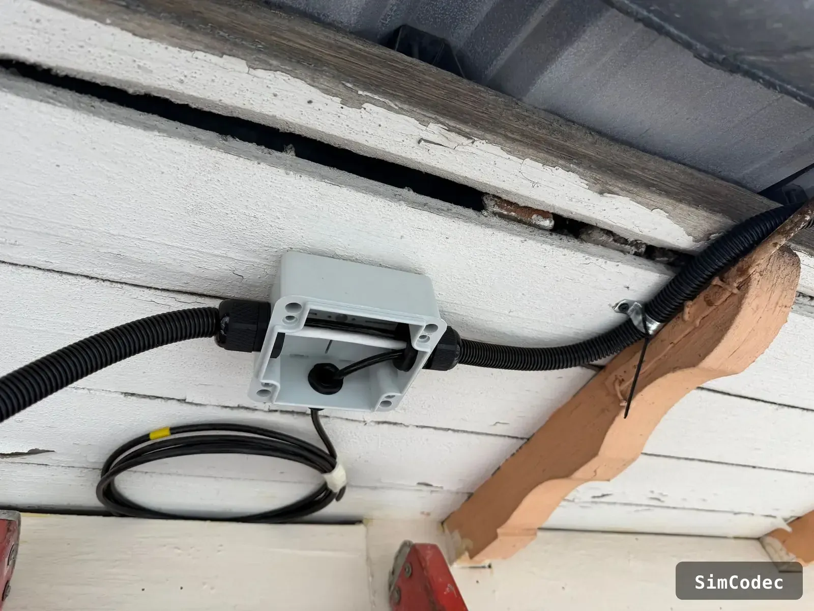 Access point installed on the ceiling